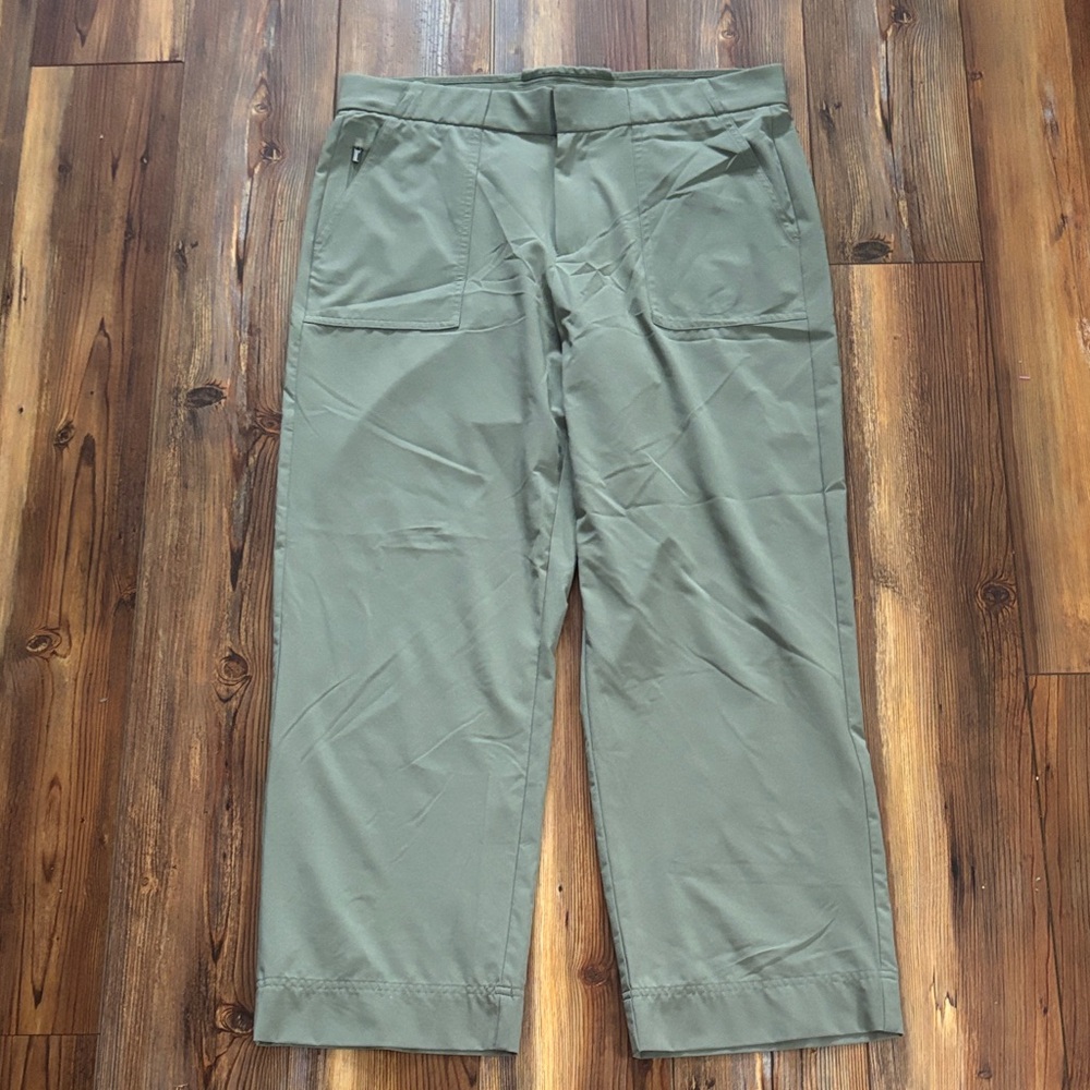 Athleta Tribeca Utility Crop pant Laurel Olive Green 10 - Picture 2 of 7